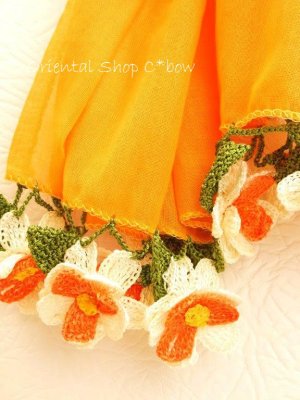 画像3: 手編みのお花☆細長スカーフ｜オレンジ×ホワイト