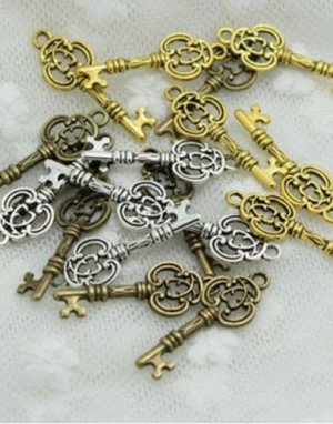 画像6: 小さめな鍵☆金属チャーム