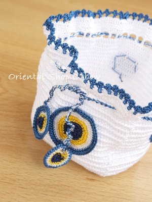 画像4: 手編みナザルボンジュウのミニ巾着｜白色×青