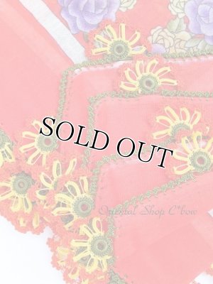 画像4: バルッケシル：大判トゥーオヤスカーフ｜真っ赤