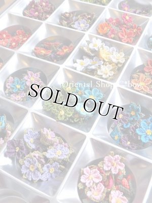 画像2: 手作りアクセに☆シルク糸：イーネオヤ単体｜ナウルハンの小花６個セット