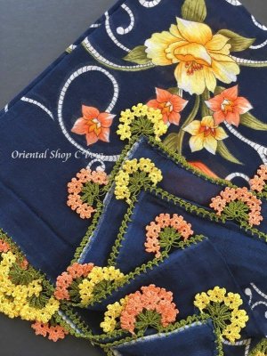 画像3: バルッケシル：大判トゥーオヤスカーフ｜濃紺×サーモン・イエロー