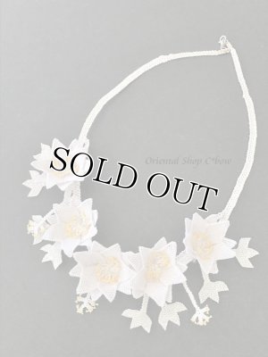 画像14: シルクイーネオヤネックレス：ボリューム水仙・・クレマチス｜花嫁｜ピアスセット