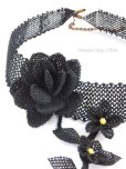 画像4: シルクイーネオヤネックレス｜黒のバラ・小花付きのチョーカー