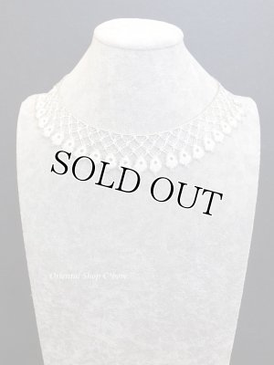 画像4: ボンジュックオヤネックレス：ゆらゆら木の葉｜ホワイト・クリアシルバーライン