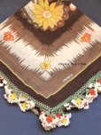 画像3: バルッケシル：大判トゥーオヤスカーフ｜暖色系｜並んだチューリップ