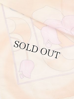 画像8: バルッケシル｜大判トゥーオヤスカーフ｜ペールオレンジ系｜すごくかわいい