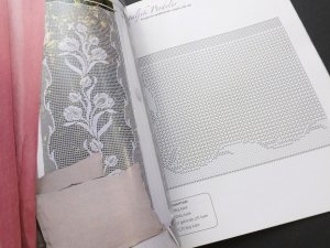 画像9: 日本発送★フィレ刺繍ー２